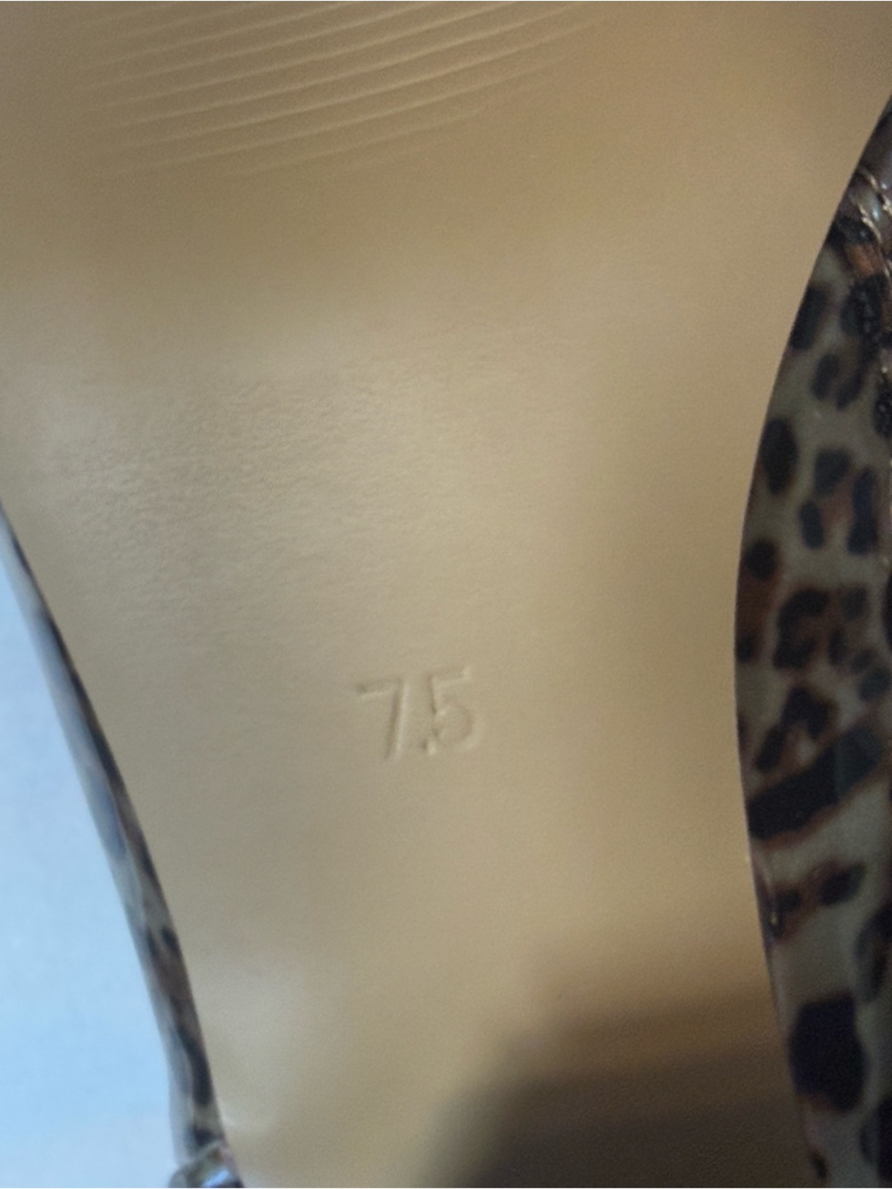 New Betsey Johnson Jackyy Leopard Ankle Boots wi/Rhinstone Block Heel. 7.5M - Picture 8 of 10